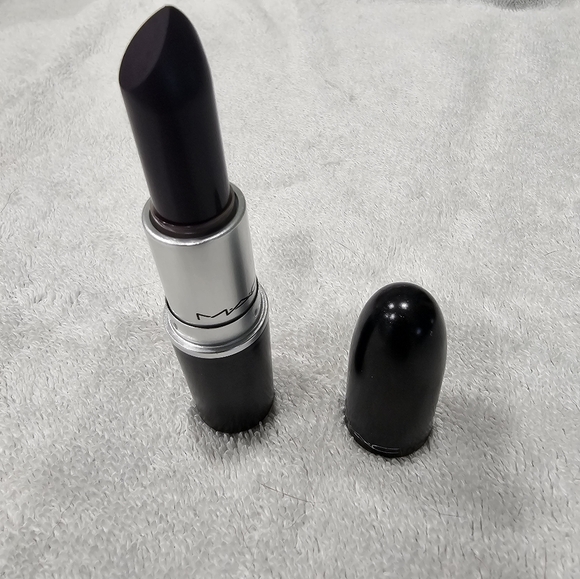 MAC Satin Lipstick In Cyber - Picture 3 of 6
